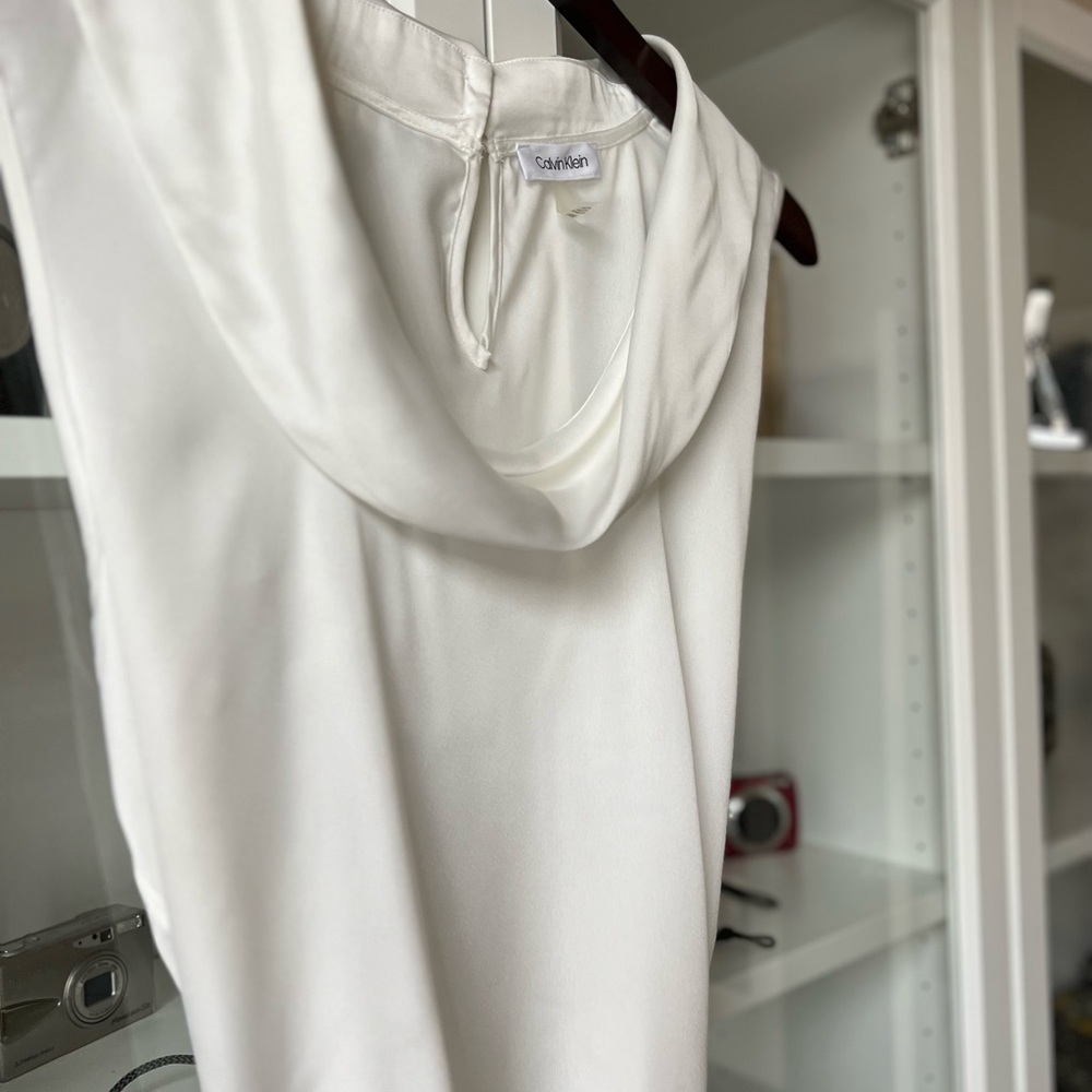 Calvin Klein shell blouse - Picture 7 of 7